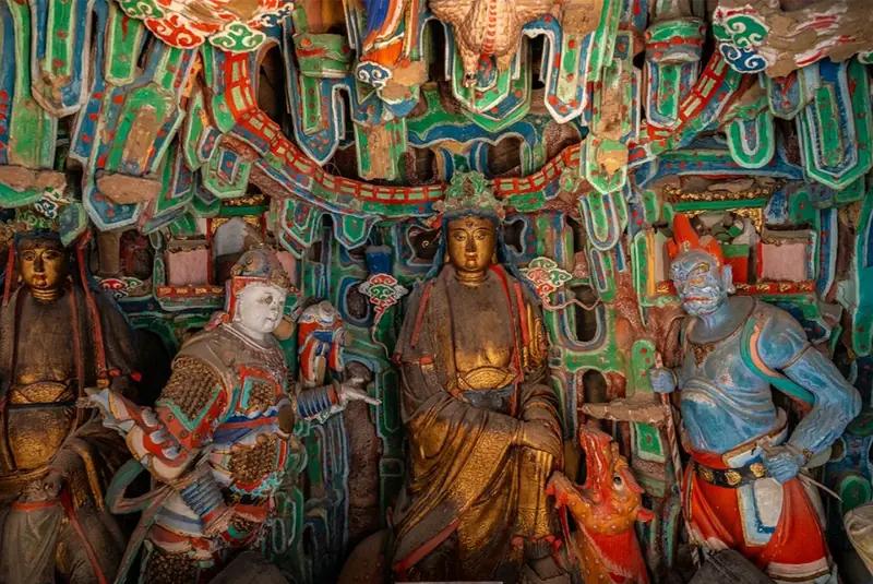 Capa do texto “O sincretismo religioso na China: o encontro entre budismo, taoismo e confucionismo”